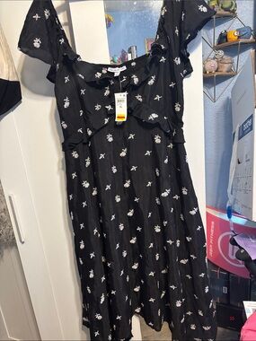 NWT And Now This Embroidered Handkerchief Hem Dress XL Black